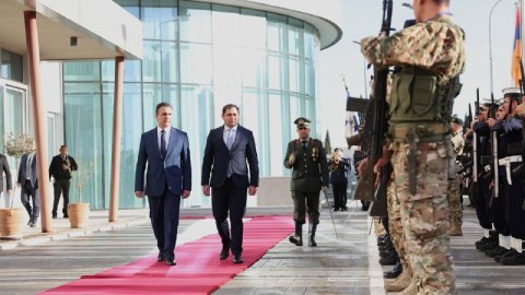 Papikyan yunan Kiprində həmkarı ilə nələri müzakirə etdi?