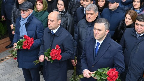 Fəxri xiyaban ziyarət edilib - FOTOLAR