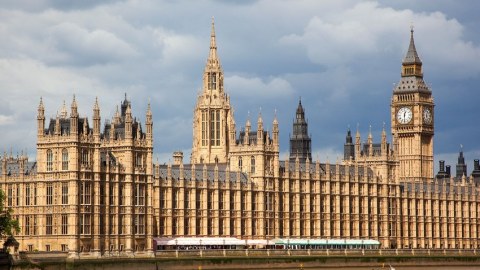 Britaniya parlamentindən Bakı və İrəvana DƏSTƏK