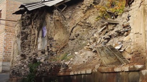 İrəvandan görüntülər: Xətainin yadigarı olan məscidi ermənilər bərbad hala saldılar - VİDEO