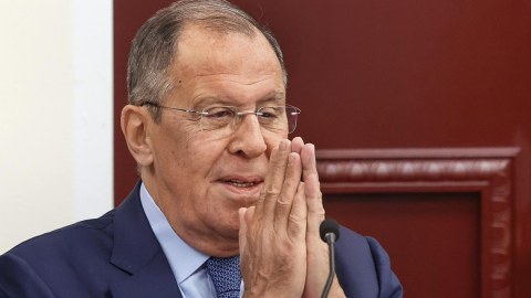 Qərb Moskvanın MDB ölkələri ilə əlaqələrini pozmağa çalışır - Lavrovun İDDİASI