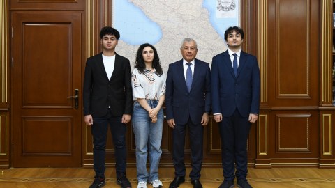 BMU-nun üç tələbəsi “Heydər Əliyev adına təqaüd”ə layiq görüldü