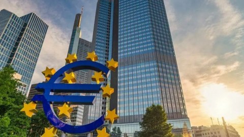 Avropa Mərkəzi Bankı uçot dərəcəsini sabit saxladı