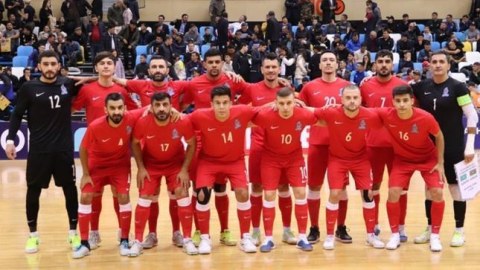 Millimiz Rumıniya ilə heç-heçə etdi 