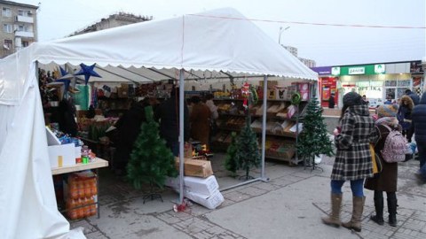 Bakıda niyə bayram çadırları qurulmayıb?