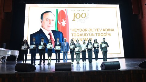 BMU tələbələrinə “Heydər Əliyev adına təqaüd” təqdim olundu