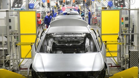 "Hyundai" Rusiyadakı zavodunu satır
