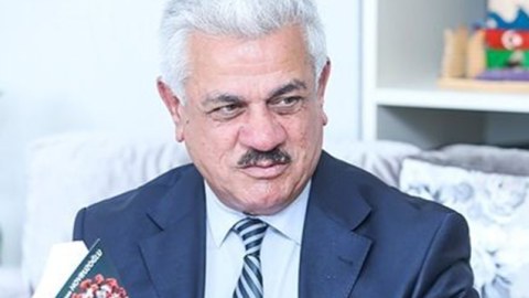 Rövşən Novruzoğlu məhkəmə zalında həbs edildi