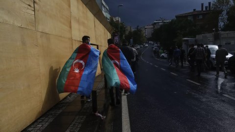 Ermənilər məğlubiyyəti Rusiyada da hiss edir - Azərbaycanlılara qarşı münasibət necə dəyişib?