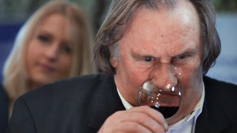 Jerar Depardye yenidən cinsi təcavüzdə ittiham olunur 