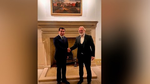 Hikmət Hacıyev Britaniya Baş nazirinin müşaviri ilə GÖRÜŞDÜ