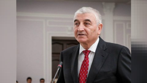 Məzahir Pənahovdan siyasi partiyalara ÇAĞIRIŞ