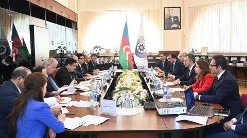 Təhsil hüququ ilə bağlı müzakirələr aparıldı