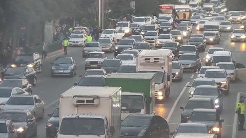 Hazırda tıxac olan yolların SİYAHISI