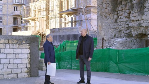 Prezident Şuşada tikinti-bərpa işləri ilə tanış oldu - FOTO