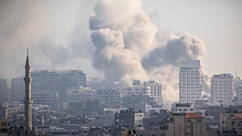 İsrail qırıcıları Qəzzanı yenidən bombaladı
