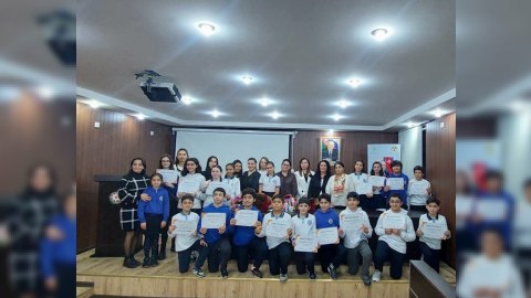 “Elm məktəbi”nin bağlanış mərasimi keçirilib