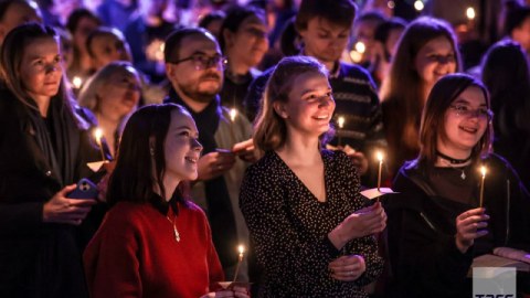 Dünya Milad Bayramını belə qeyd edir - FOTOLAR