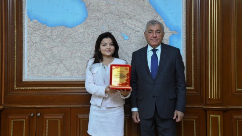 BMU tələbəsi Fəxri üzv seçildi - FOTOLAR