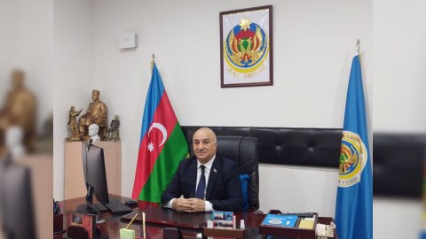 Qızlar universitetlərə şəhvət doğuracaq geyimdə gedirlər - DEPUTAT