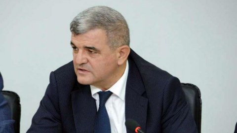 Yusif Vəzir Çəmənzəminlinin nəşini Şuşaya gətirək - Fazil Mustafa