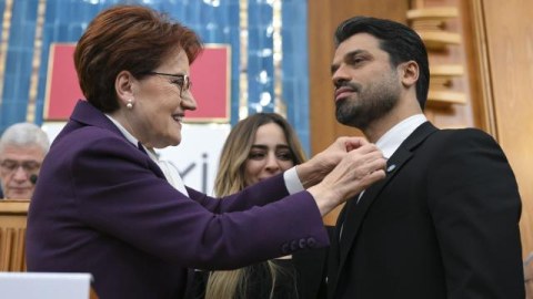 İYİ partiyada daha bir istefa