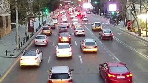 Bakının 10 əsas yolunda tıxac var - SİYAHI