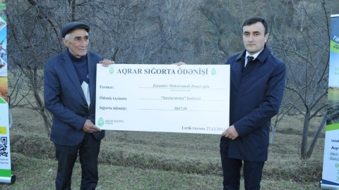 Fermerlərə aqrar sığorta ödənişləri verildi - FOTO