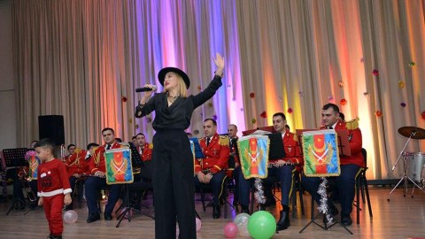 Bayramla əlaqədar orduda silsilə tədbirlər keçirilib