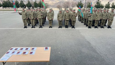Valideynlərə şad xəbər - Xidmətini başa vurmuş hərbçilər təxris olundular