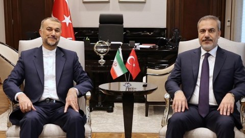 Fidan iranlı həmkarı ilə müzakirələr apardı