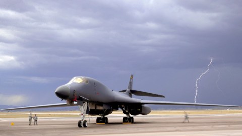 ABŞ strateji bombardmançısı qəzaya uğrayıb