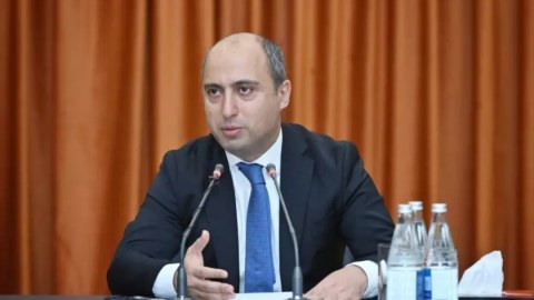Nazir gənc müəllimləri təriflədi: Bilikləri əvvəlkilərdən 2 dəfə çoxdur