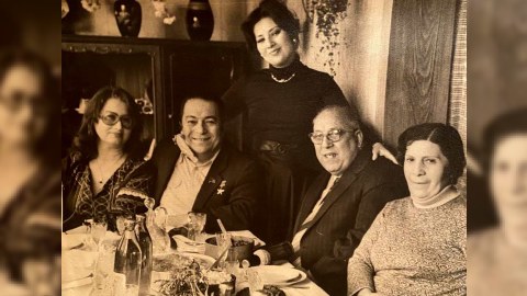 Bir şəklin tarixçəsi: Məşhur Behbudovlar ailəsi - Rəşidin qardaşı və bacısı...
