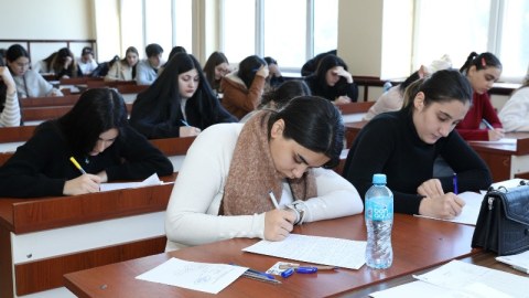 BDU-da 22 mindən çox tələbə sınağa çəkilir
