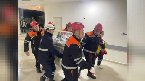 Perinatal Mərkəzdə baş verən yanğın Prezidentin nəzarətindədir