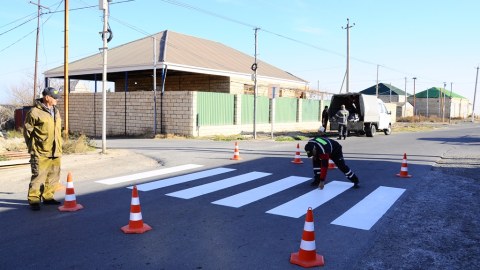 Naftalanda yol nişanları quraşdırılıb - FOTOLAR