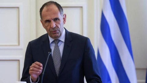 Yunanıstan XİN başçısı Ermənistana gedir