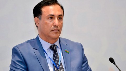 Deputata ağır itki üz verdi