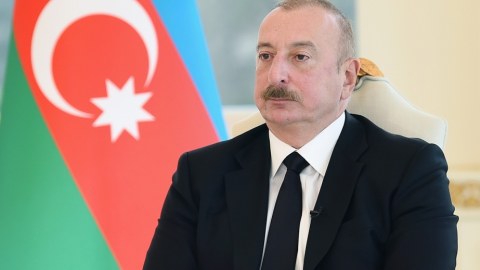 Bizimlə hədə-qorxu dili ilə davranmaq mümkün deyil