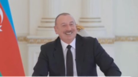 Prezident həmin zəngi xatırlayıb belə güldü - VİDEO