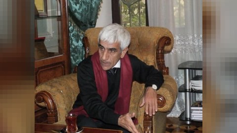 Əliağa Vahidi canlandıran Əməkdar artist - Təvazökar aktyor
