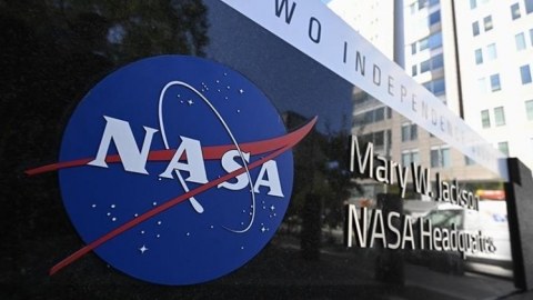 NASA Aya uçuş missiyasını təxirə saldı