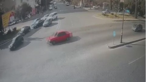 Narkotikin təsiri altında avtoxuliqanlıq etdi