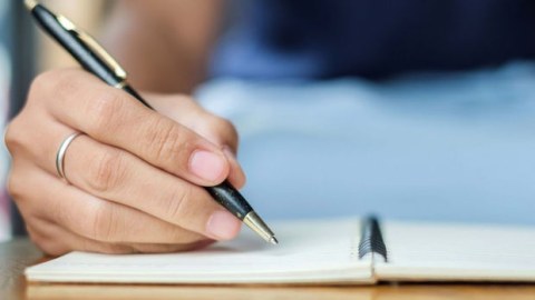 Ötən il fəlsəfə doktoru elmi dərəcəsi verilən qadınların SAYI