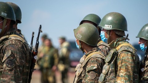 Erməni hərbçi itkin düşdü