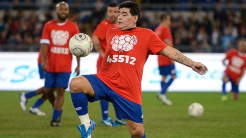 Maradonanın oğlu: "Atamı öldürüblər"