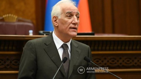 Ermənistan prezidenti İsveçrəyə getdi - SƏBƏB