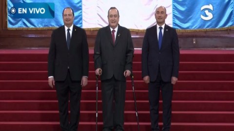 Azərbaycan Qvatemala prezidentinin andiçmə mərasimində təmsil olundu