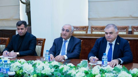 UNEC-də imtahanda intizam qaydalarının pozulması halları kəskin azalıb - FOTO